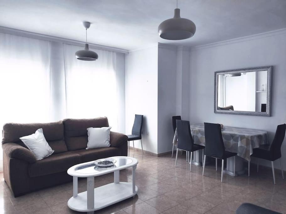 Apartamento Las Brisas リンコン・デ・ラ・ビクトリア エクステリア 写真