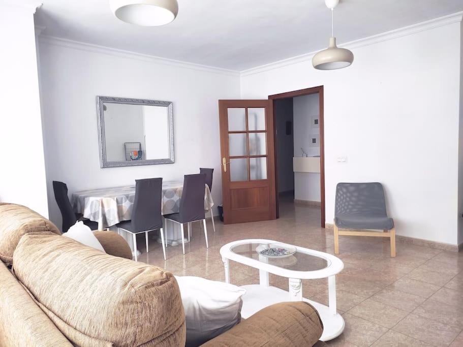 Apartamento Las Brisas リンコン・デ・ラ・ビクトリア エクステリア 写真